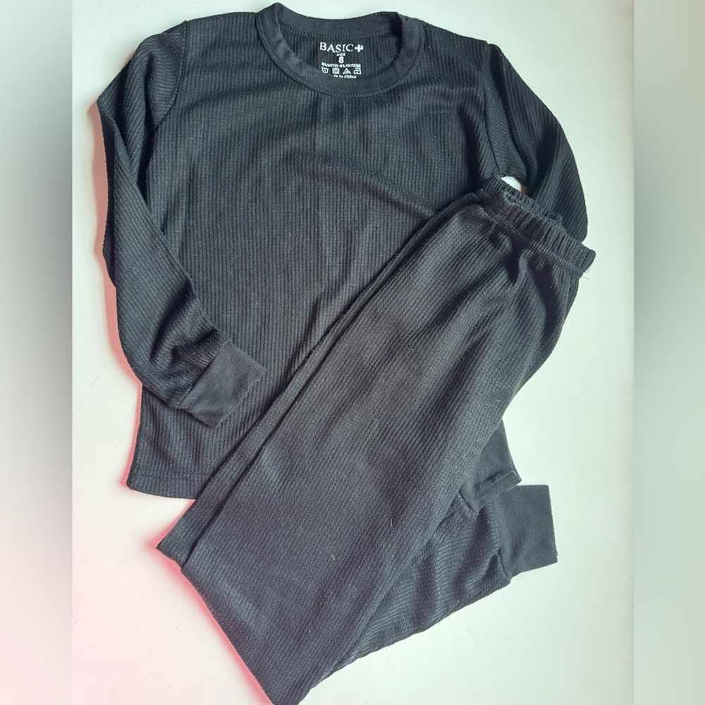 Bundle of Two Kids Size 8 pant/long sleeve set - Picture 2 of 5